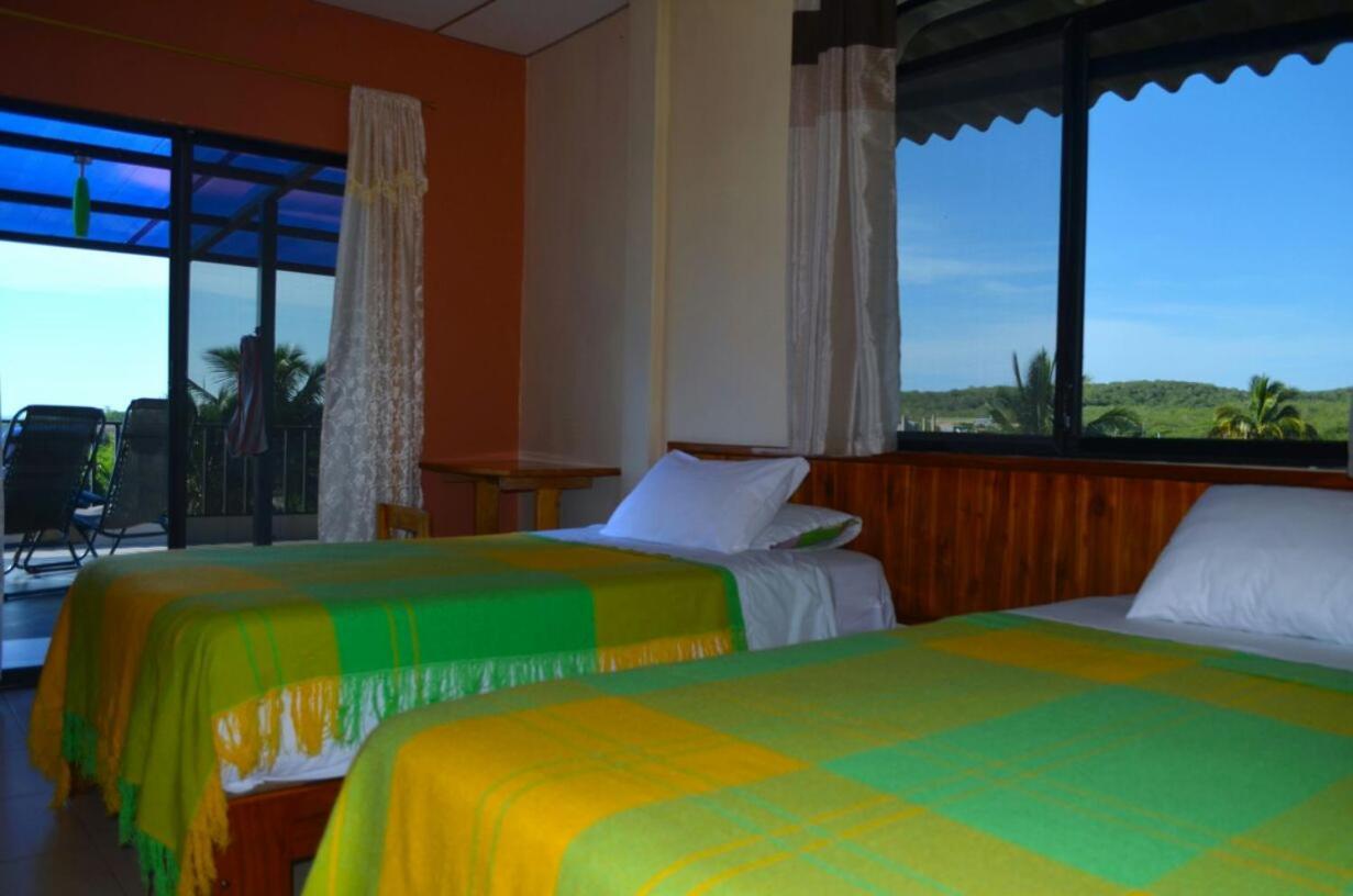 Dolphin House Hotell Puerto Baquerizo Moreno Rum bild